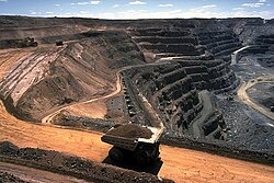 Trinex Minerals Halts Trading for Strategic Capital Raising